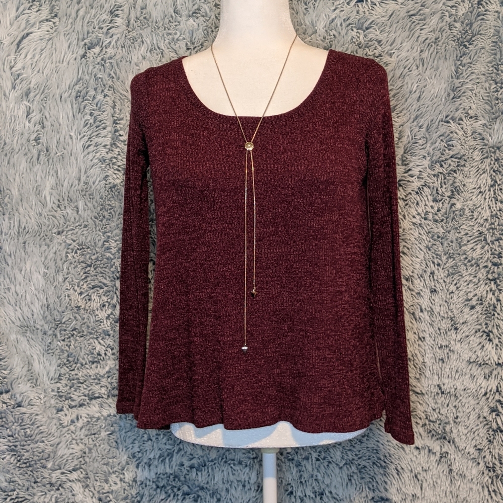 2/$30 American Eagle ☆ Women's Maroon M Knit Twist Back Round Neck Flare Sweater - Picture 8 of 10